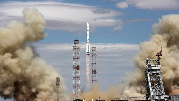 РФ планирует осуществить 4 пуска ракет “Протон”